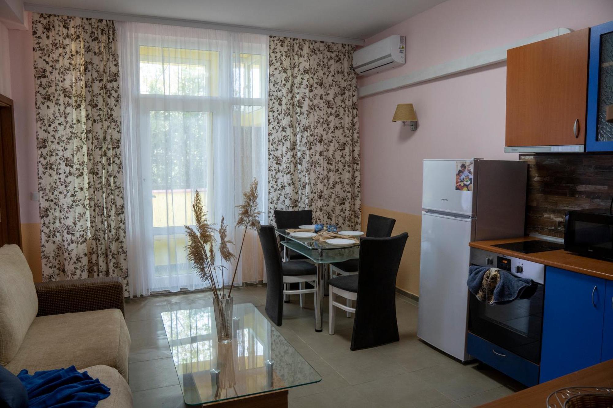 Sunny Apartments 크레네보 객실 사진